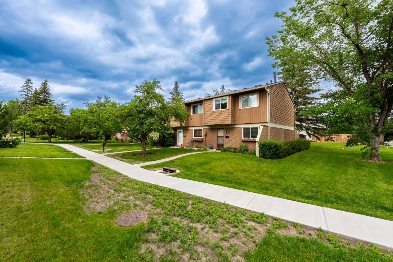 4940 39 AVE Southwest #80, Calgary, AB T3E 6M7