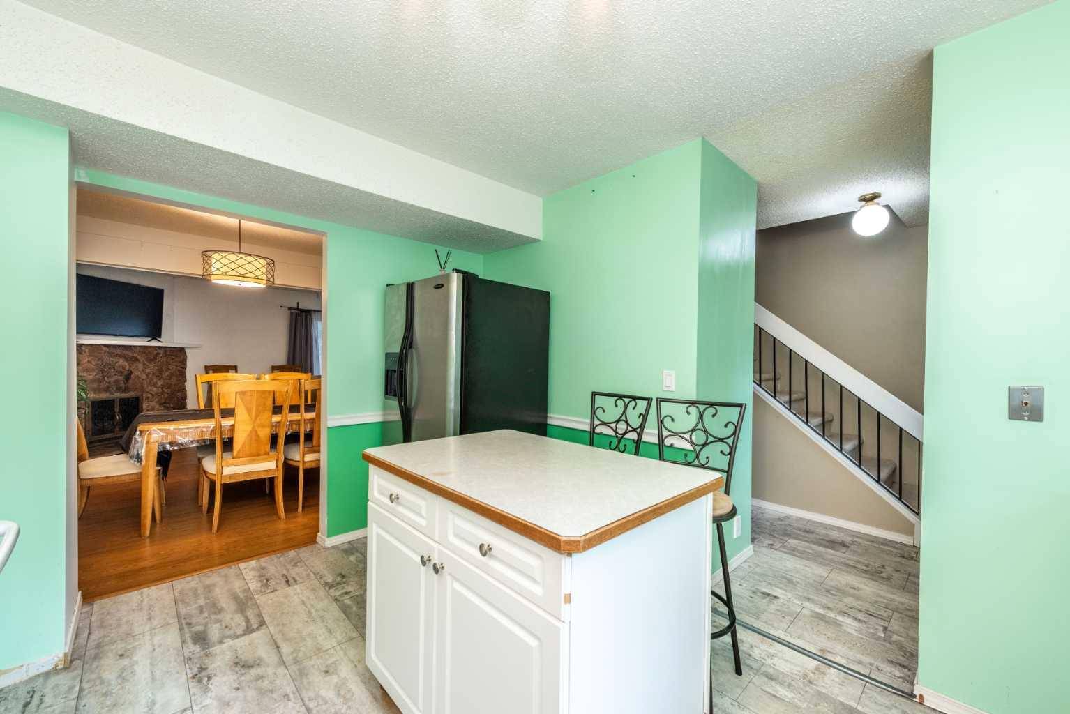 Calgary, AB T3E 6M7,4940 39 AVE Southwest #80