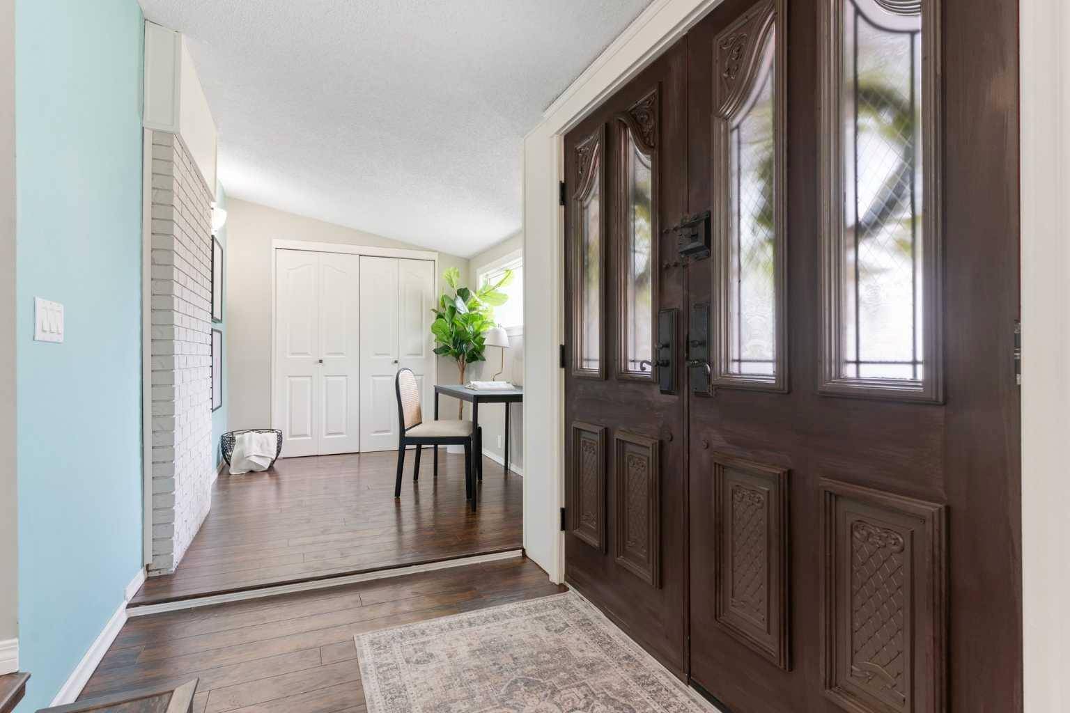Airdrie, AB T4A 1Y1,8 Marquis PL Southeast