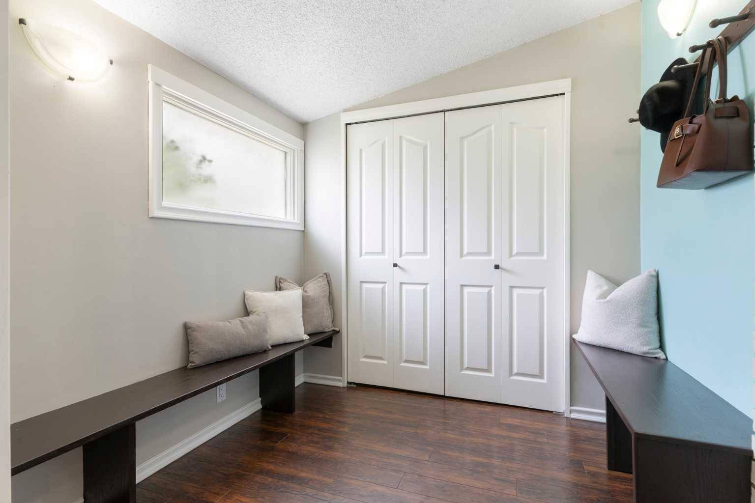 Airdrie, AB T4A 1Y1,8 Marquis PL Southeast
