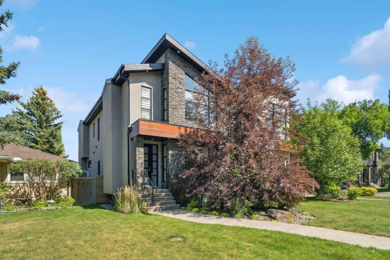 4024 16A ST SW, Calgary, AB T2T 4L1
