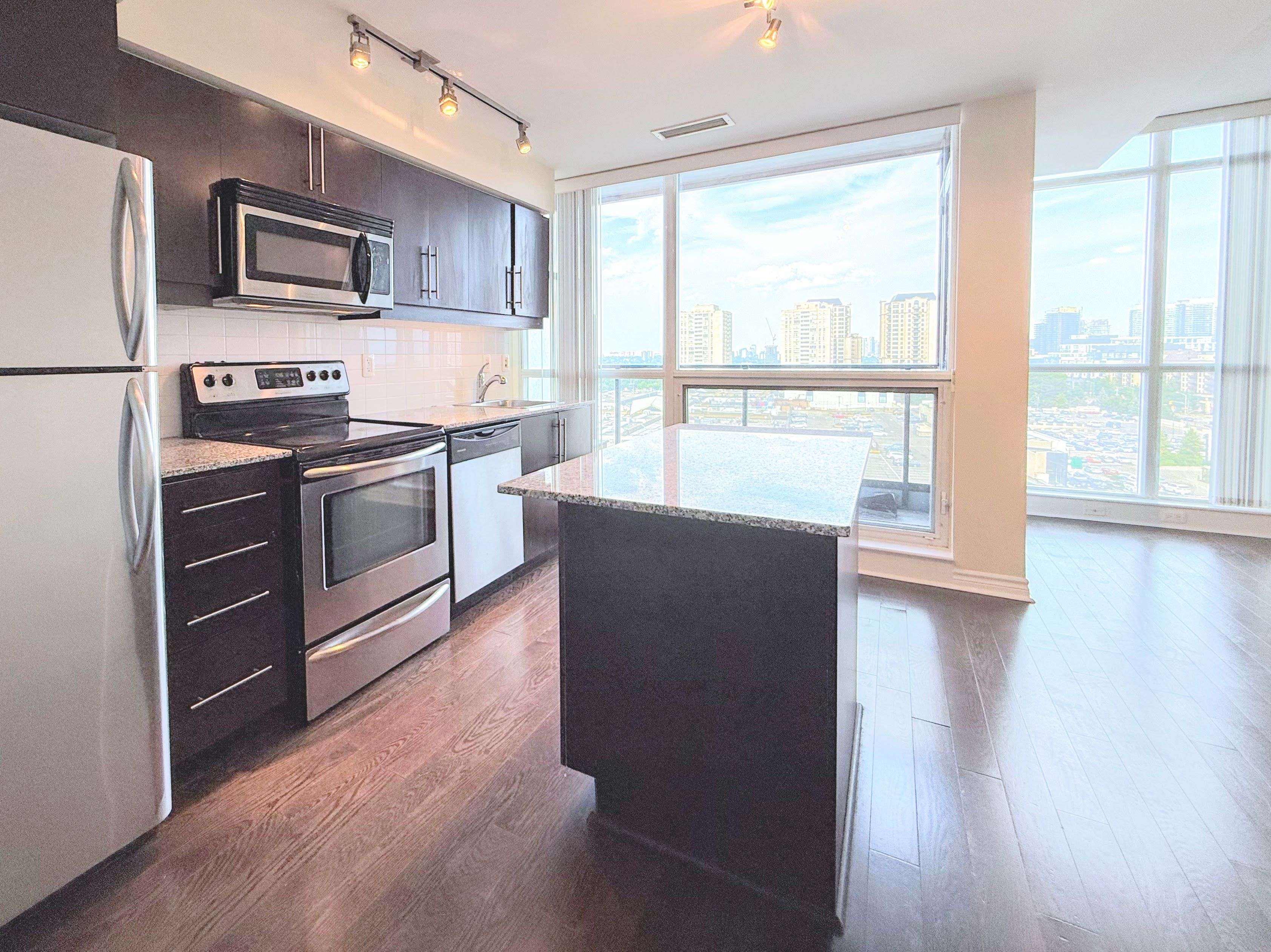 Toronto C15, ON M2K 0A3,2885 Bayview AVE #638