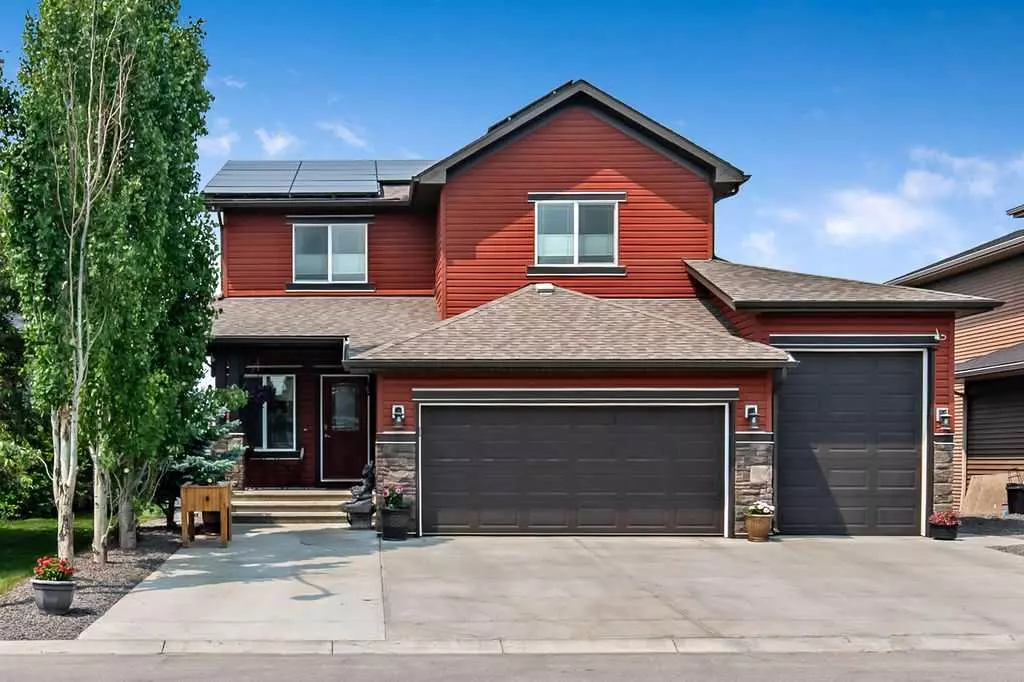 Okotoks, AB T1S 0H1,128 Drake Landing TER