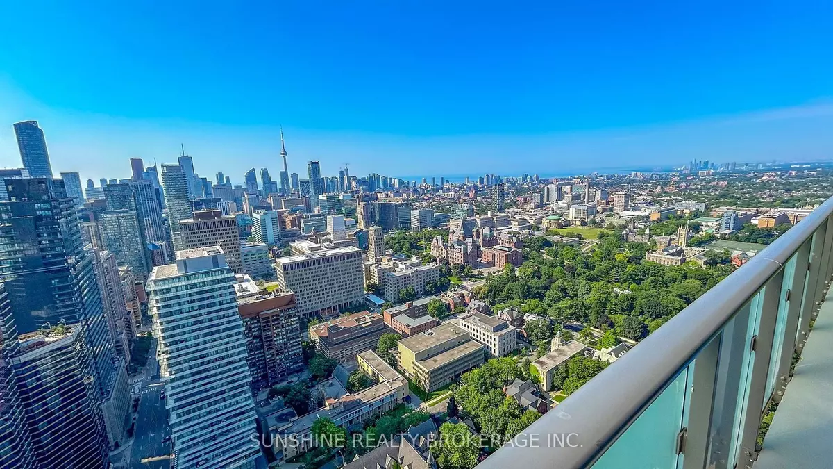 Toronto C01, ON M5S 0A5,1080 Bay ST #4401