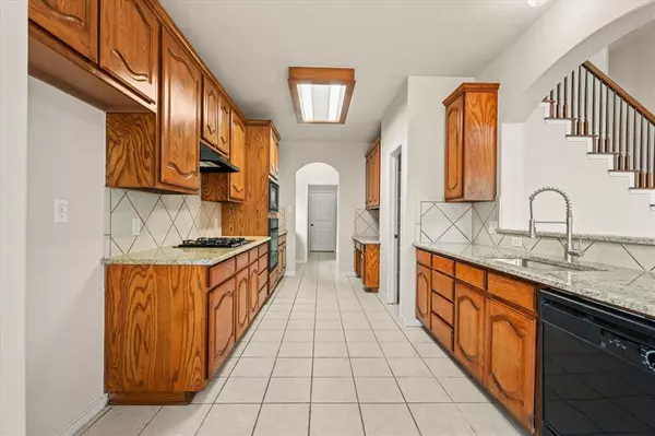 Mckinney, TX 75070,8204 Hitching Trail