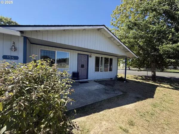 155 MCMICHAEL ST, St Helens, OR 97051