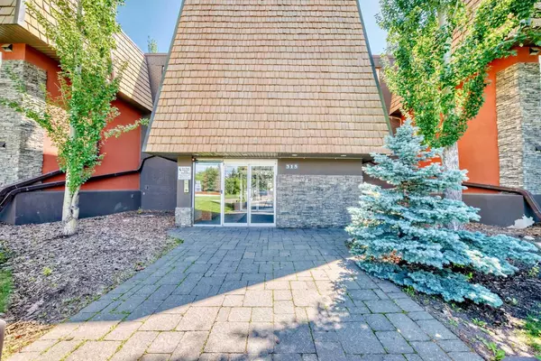 Calgary, AB T2S 1H3,315 50 AVE Southwest #207