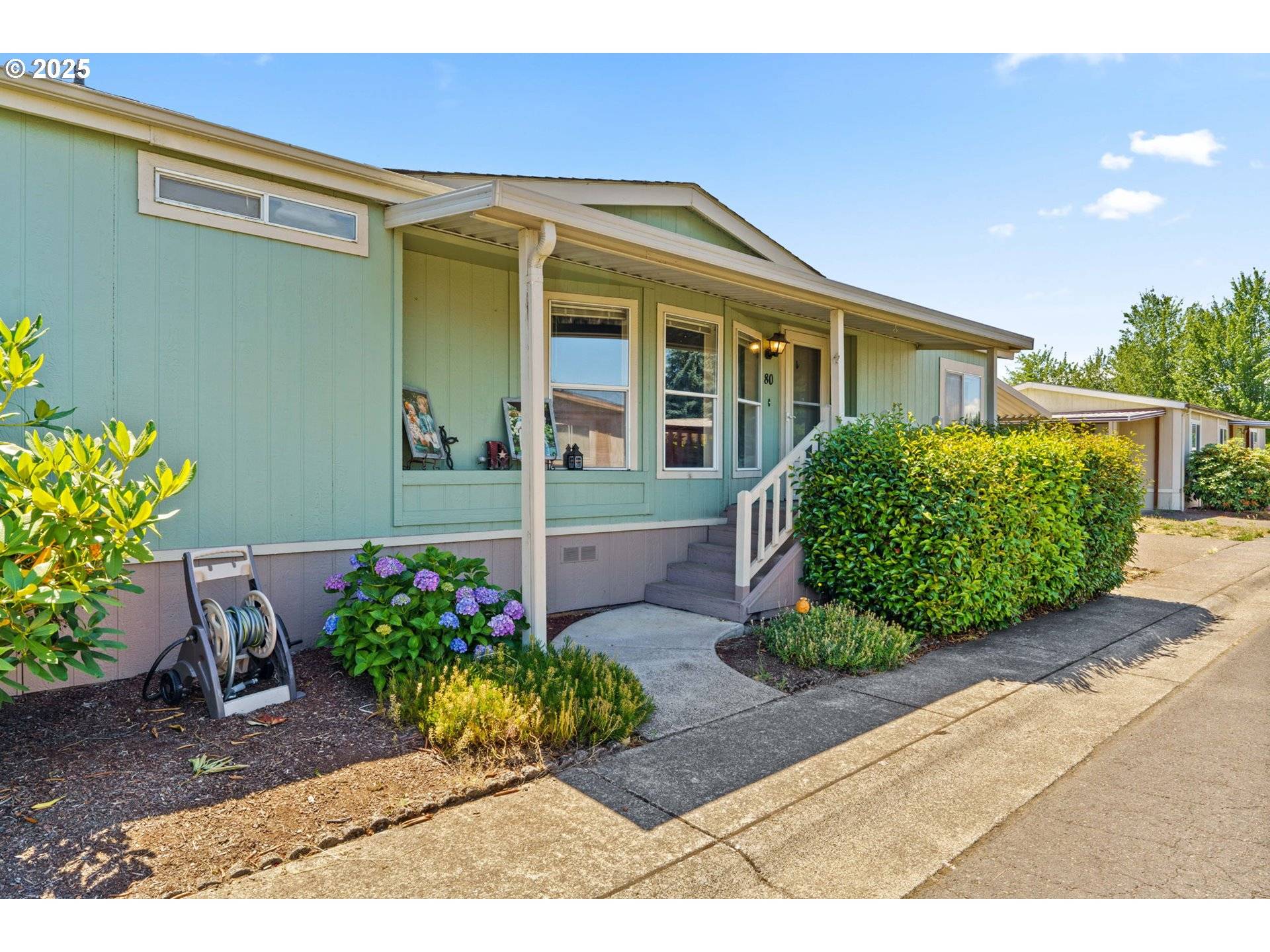 Eugene, OR 97402,1699 N TERRY ST #80