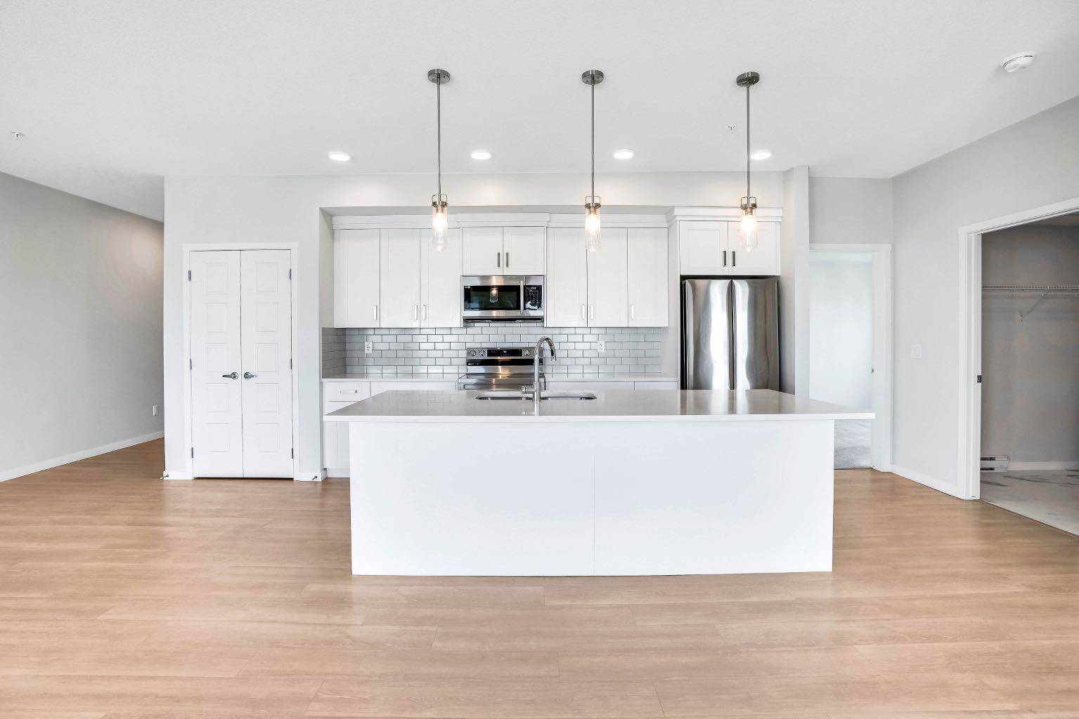 220 Seton GRV Southeast #3402, Calgary, AB T3M 3T1