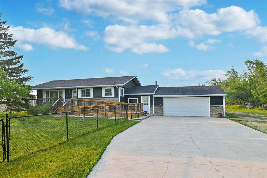 180 Paul BLVD, Winnipeg, MB R3J 1V1