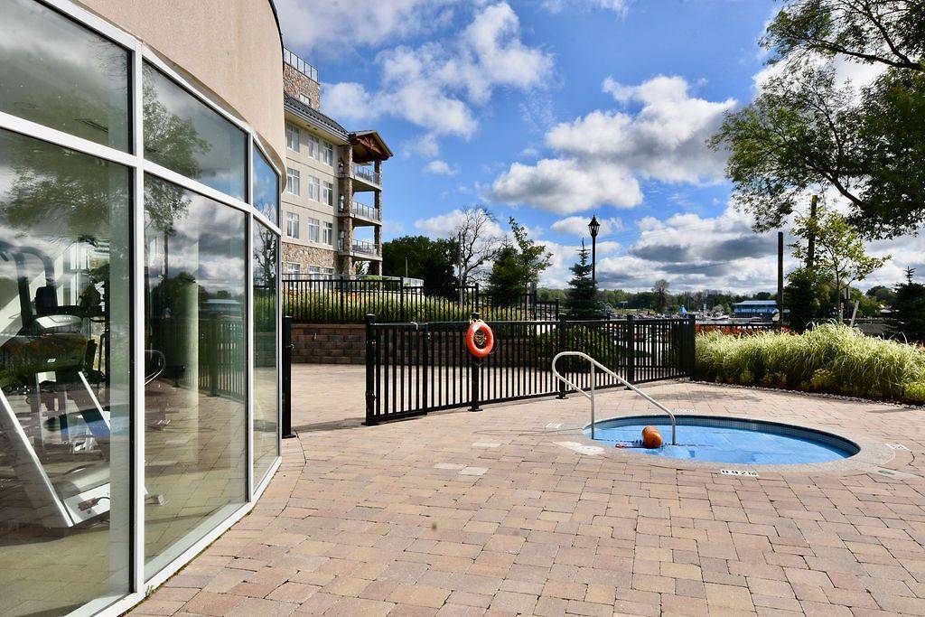 Orillia, ON L3V 1C6,80 Orchard Point RD #501