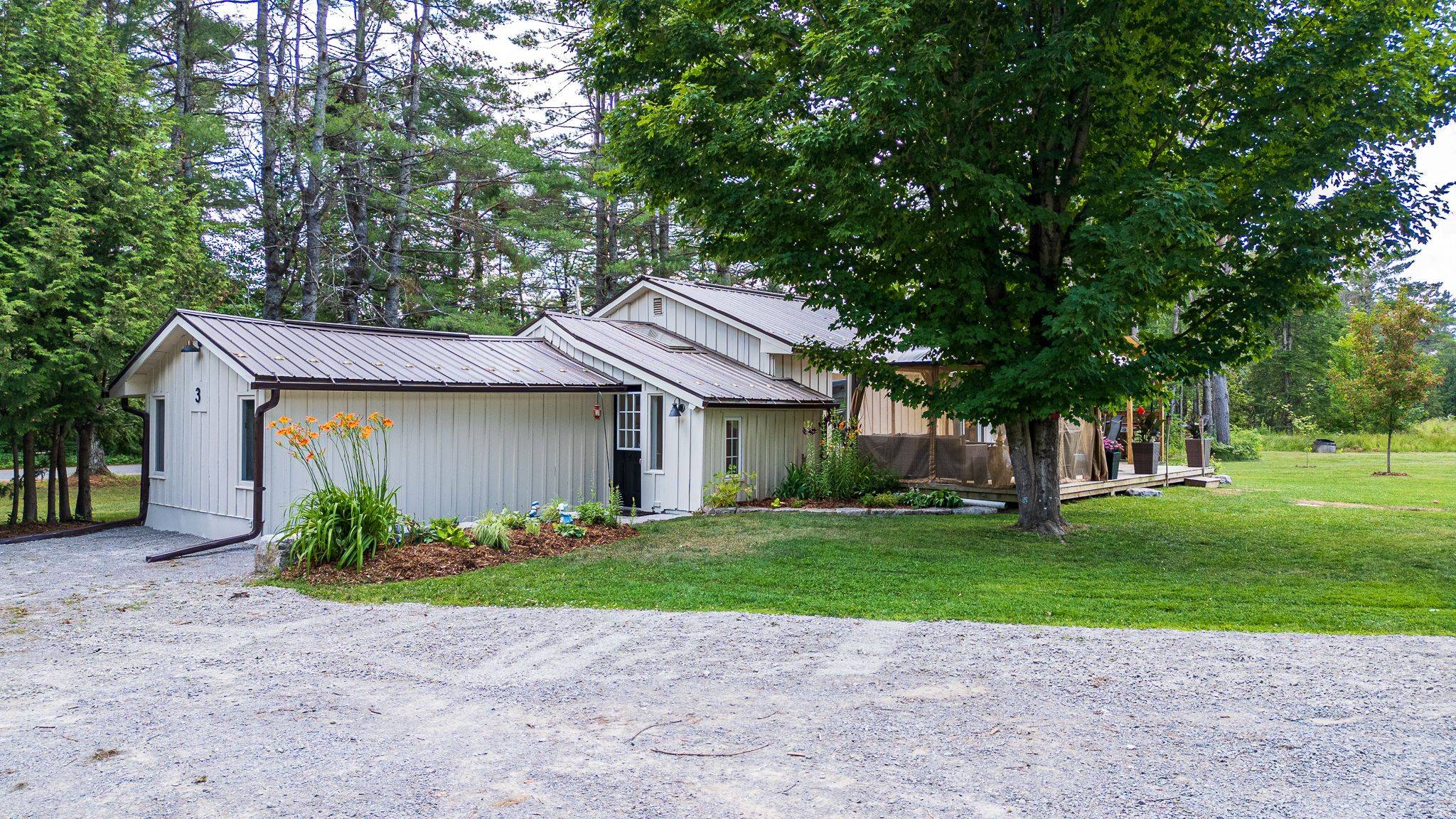 3 Burke RD, Kawartha Lakes, ON K0M 1C0