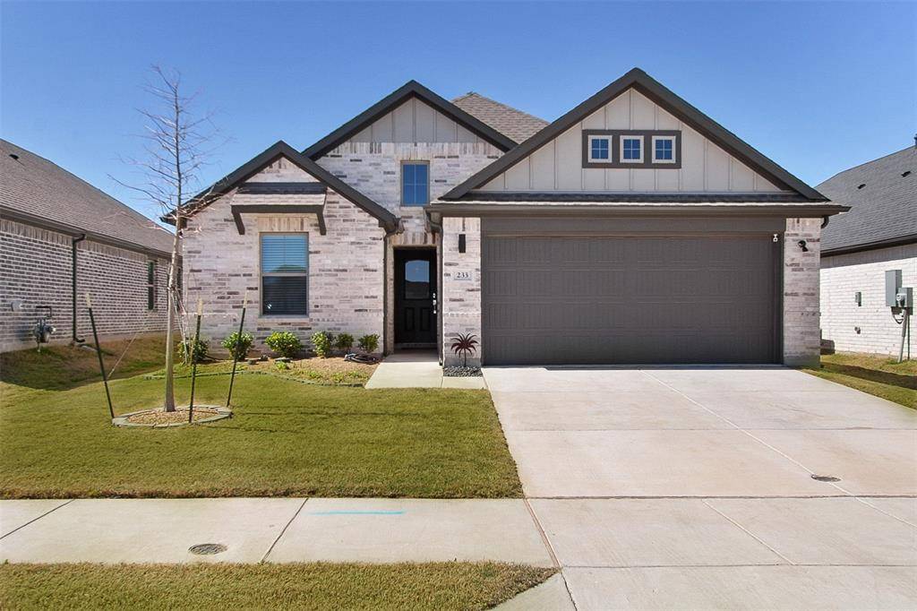 233 Little Bridge Drive, Lavon, TX 75166