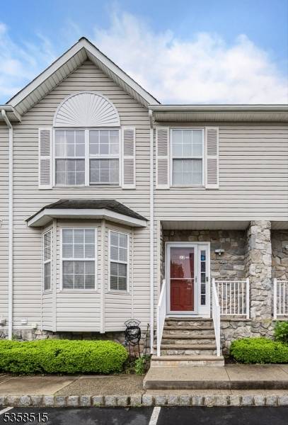 22 Edith Dr, Franklin Twp., NJ 08873