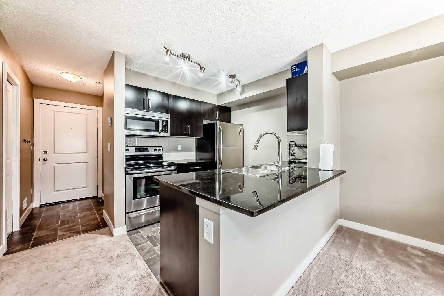 Calgary, AB T2X2B9,81 LEGACY BLVD SE #3211