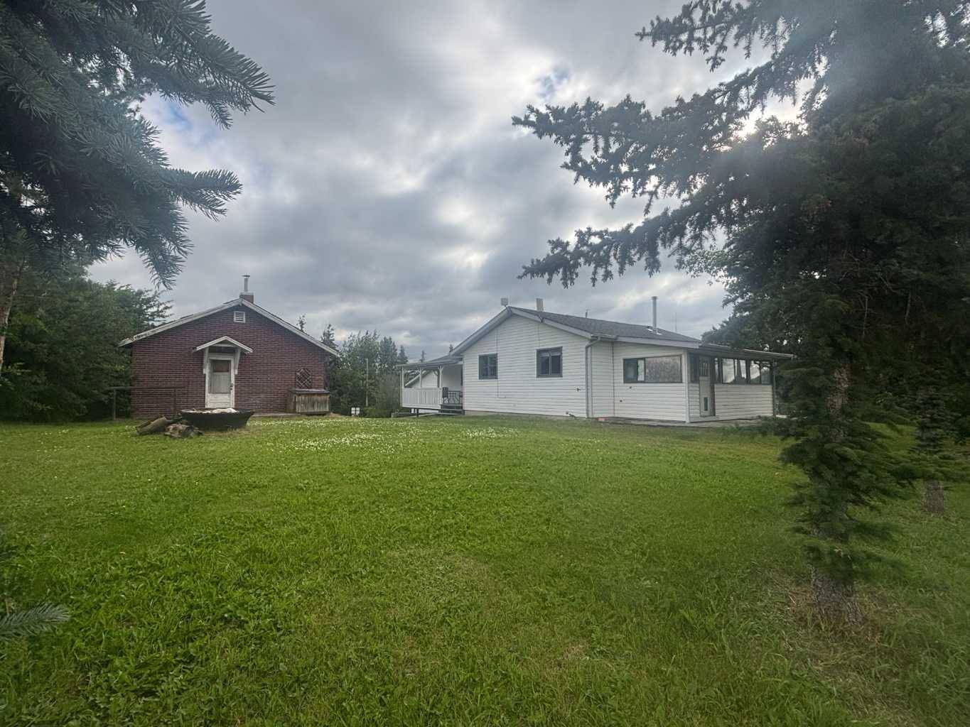 Rochfort Bridge, AB T0E 1N0,57115 RANGE ROAD 80 # 214