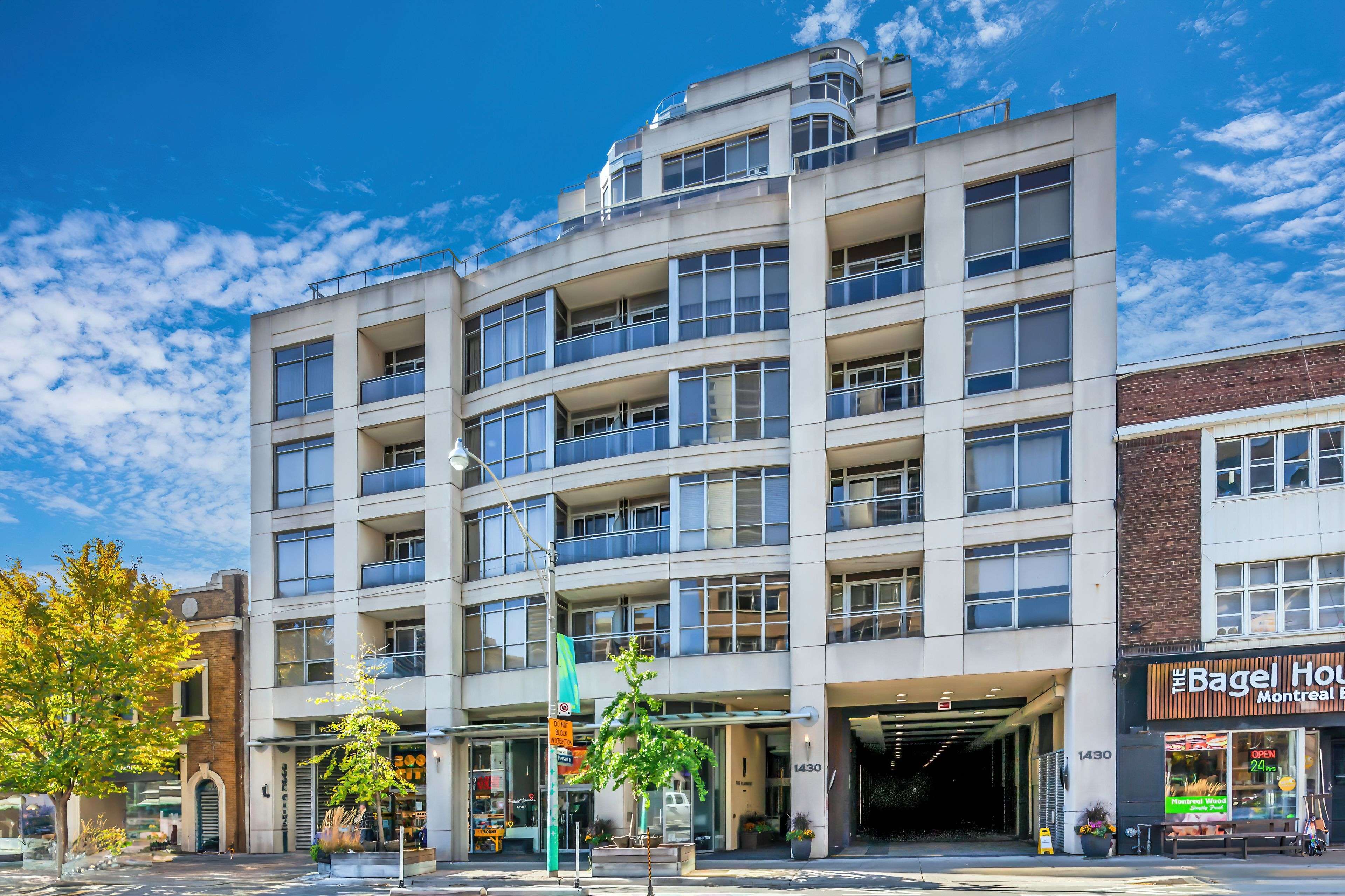 1430 Yonge ST #805, Toronto C02, ON M4T 1Y6
