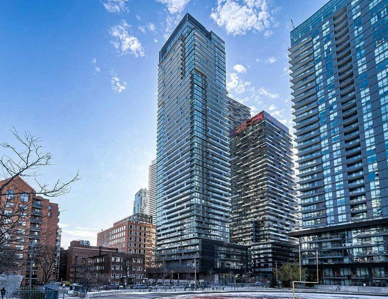 251 Jarvis ST #1530, Toronto C08, ON M5B 0C3