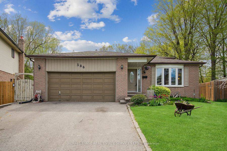 386 Grange CT, Oshawa, ON L1G 7J1