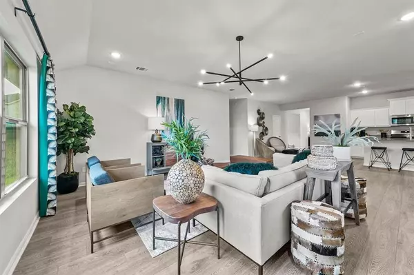 Van Alstyne, TX 75495,603 Forest Haven Drive