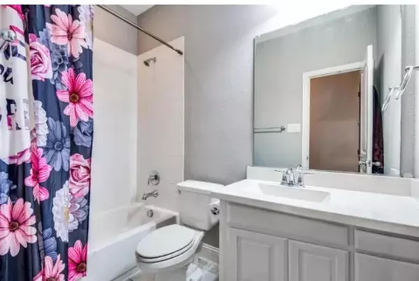 Little Elm, TX 76227,867 Forest Street #867