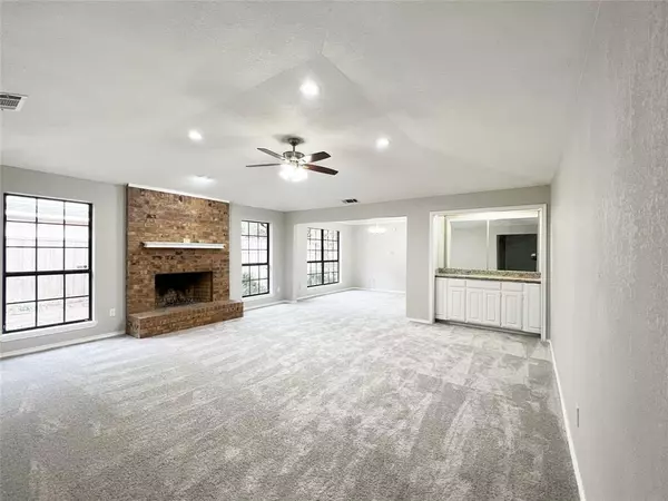 Addison, TX 75001,4021 Morman Lane