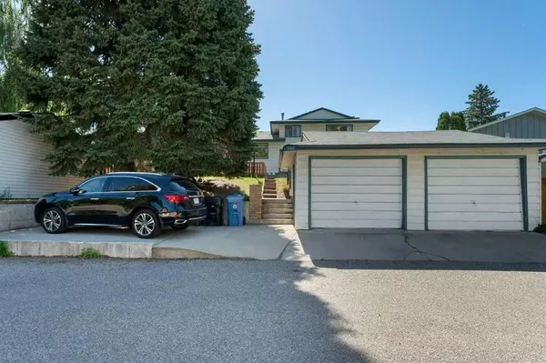 Calgary, AB T2W1N5,980 Canaveral CRES Southwest