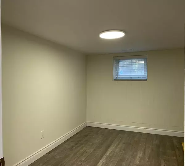 Whitby, ON L1N 1A1,114 Front ST E #Bsmt