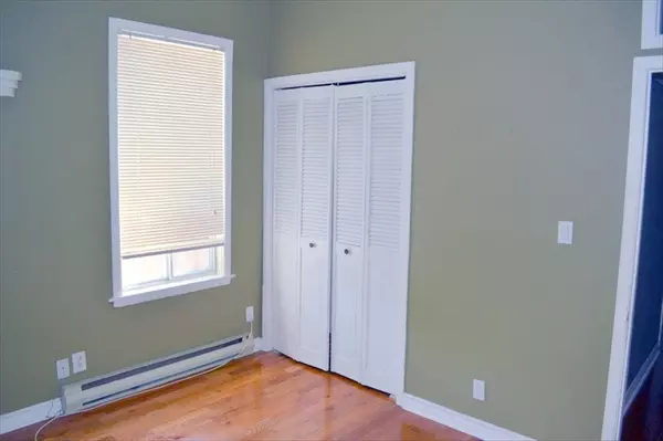 Toronto E01, ON M4L 2S5,79 Redwood AVE #2