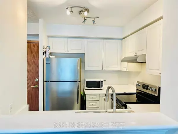 Toronto E09, ON M1H 3J5,11 Lee Centre DR #303