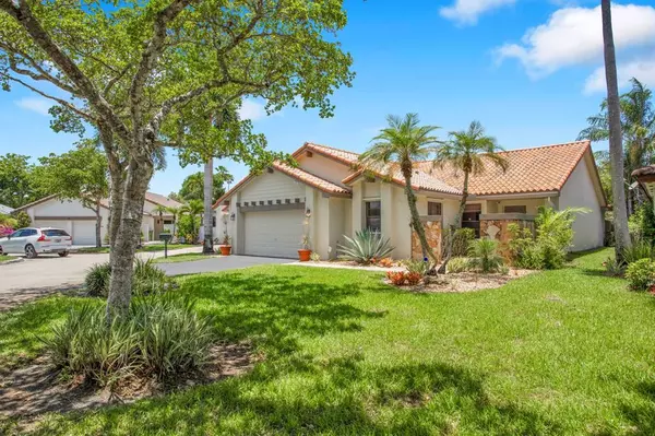 2335 Dover, Weston, FL 33326