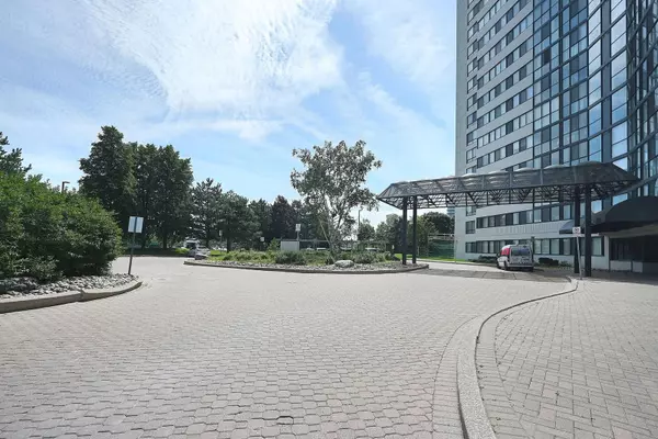 Mississauga, ON L4W 4H4,1360 Rathburn RD E #906