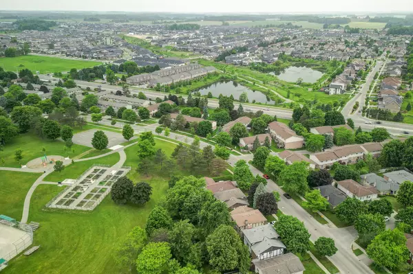 London North, ON N6G 3N4,1858 Aldersbrook RD