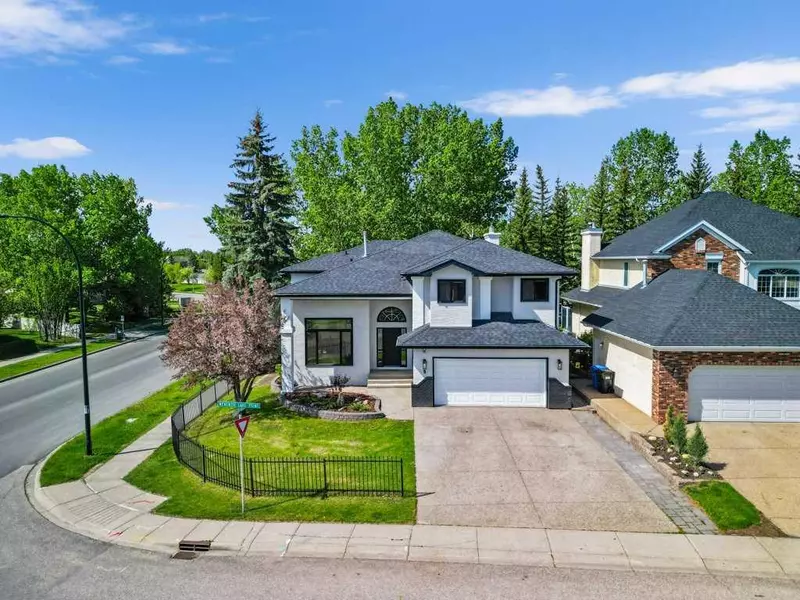 5 Mckenzie Lake PT Southeast, Calgary, AB T2Z1L7