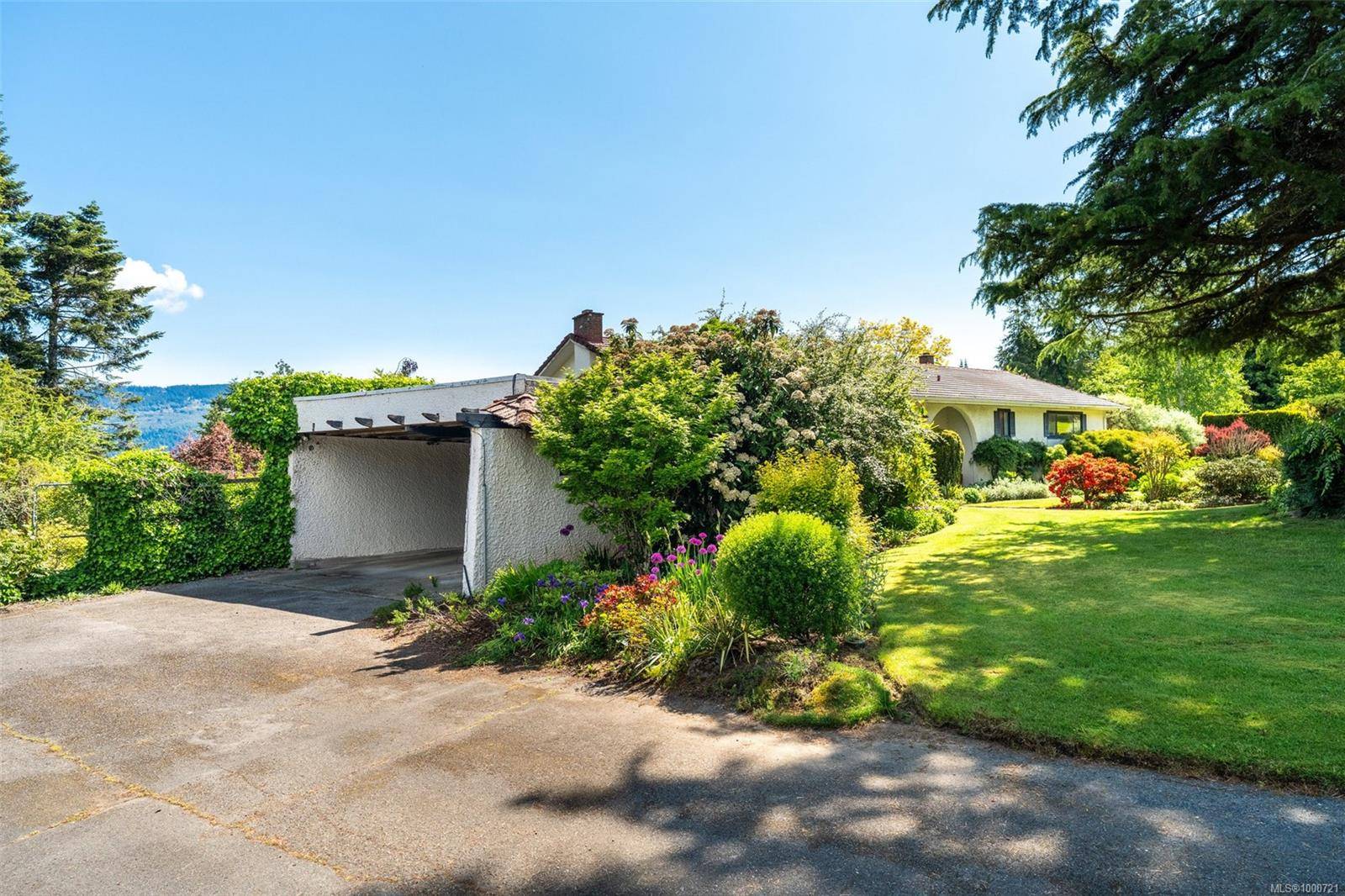 Cobble Hill, BC V0R 1L4,751 Satellite Park Dr