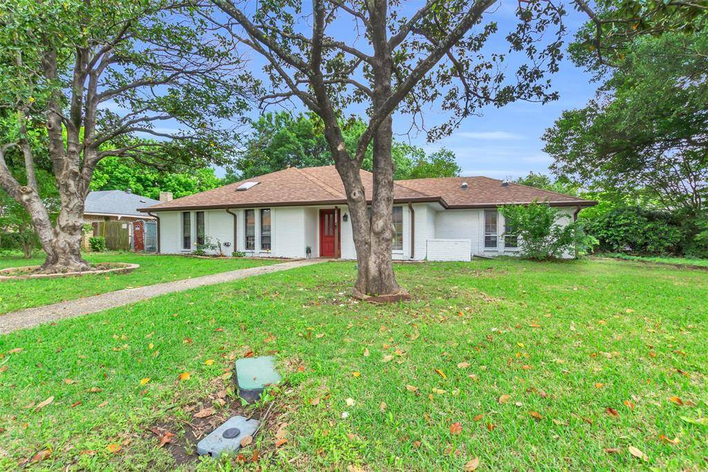 Desoto, TX 75115,1032 Peach Lane