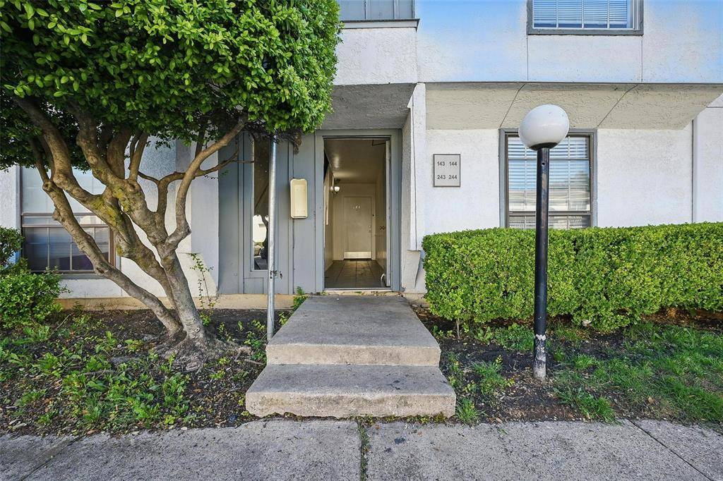 Dallas, TX 75230,12888 Montfort Drive #244 E