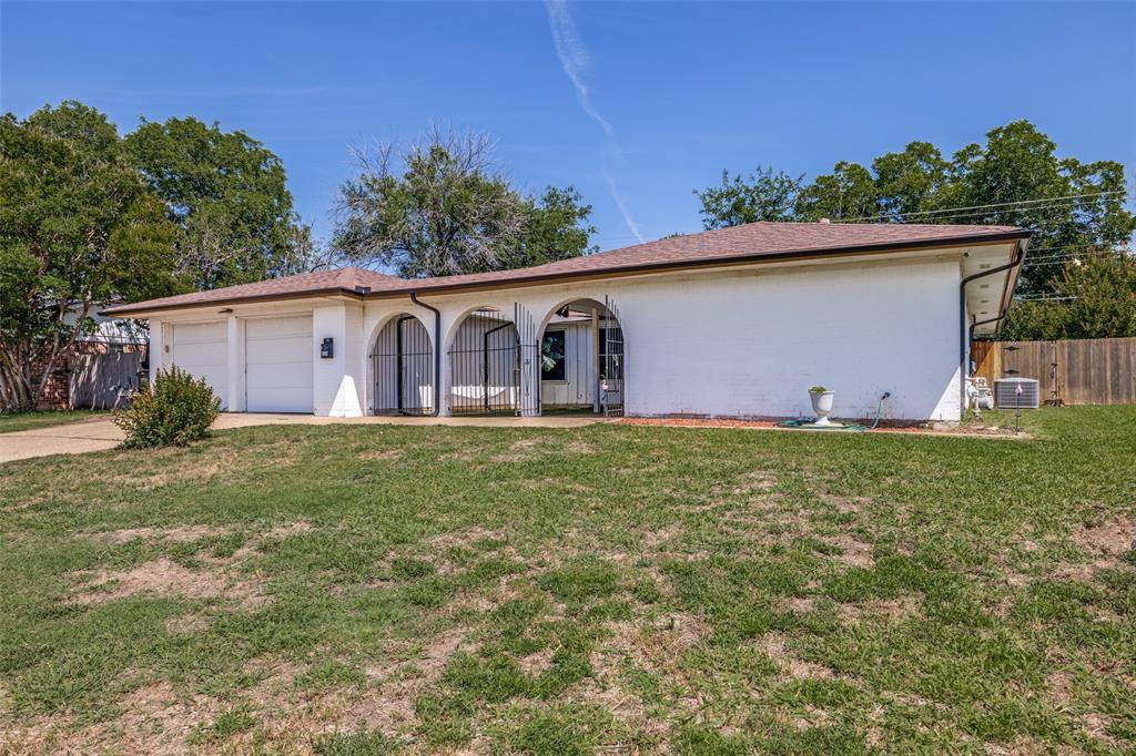 6229 Wheaton Drive, Fort Worth, TX 76133