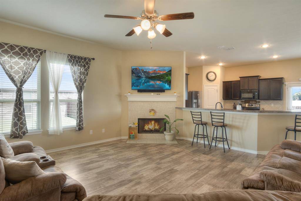 Red Oak, TX 75154,220 Anthony Lane
