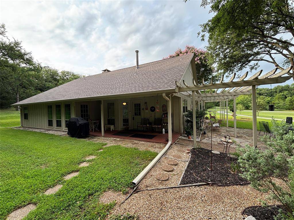 Gainesville, TX 76240,419 County Road 174