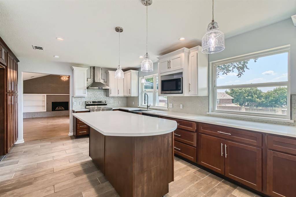 Hurst, TX 76054,2848 Winterhaven Drive