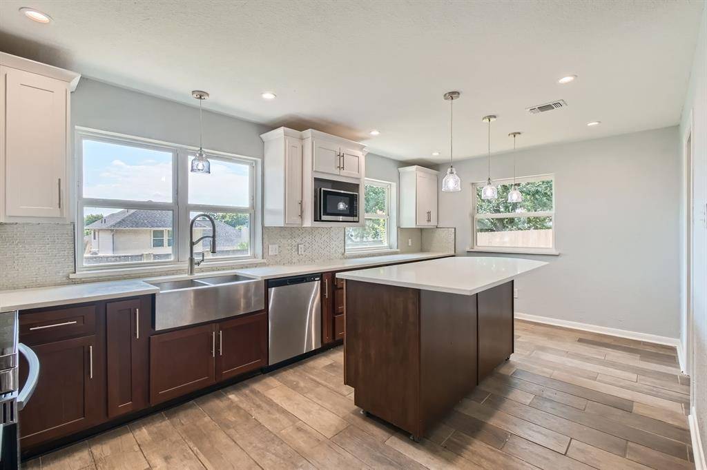 Hurst, TX 76054,2848 Winterhaven Drive