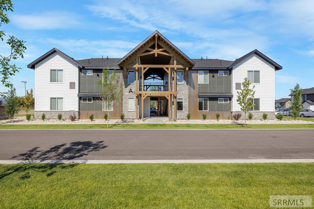 525 N 1st Street, Driggs, ID 83422