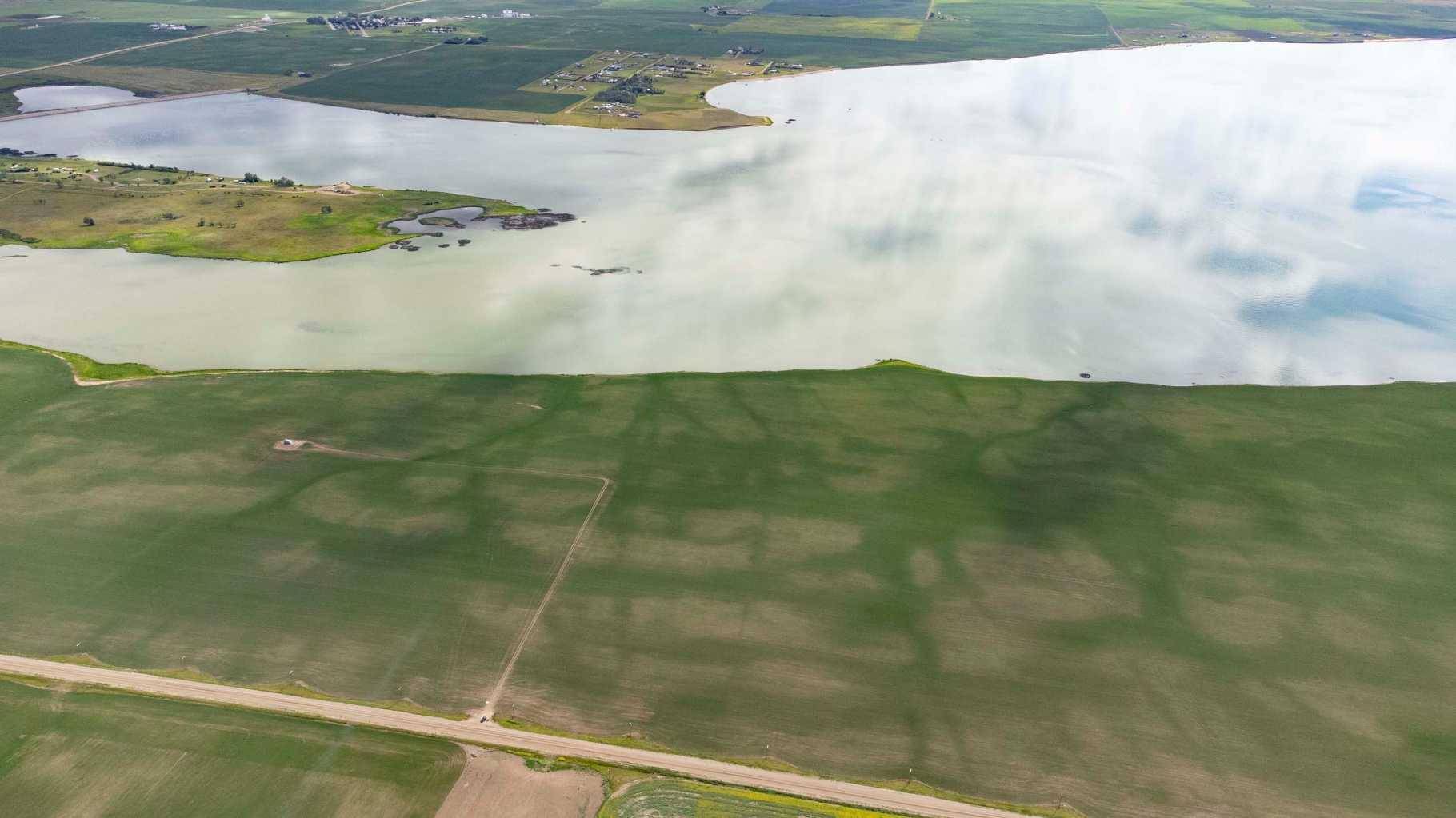 Milo, AB T2P3P8,26-18-22-W4 Hwy 842