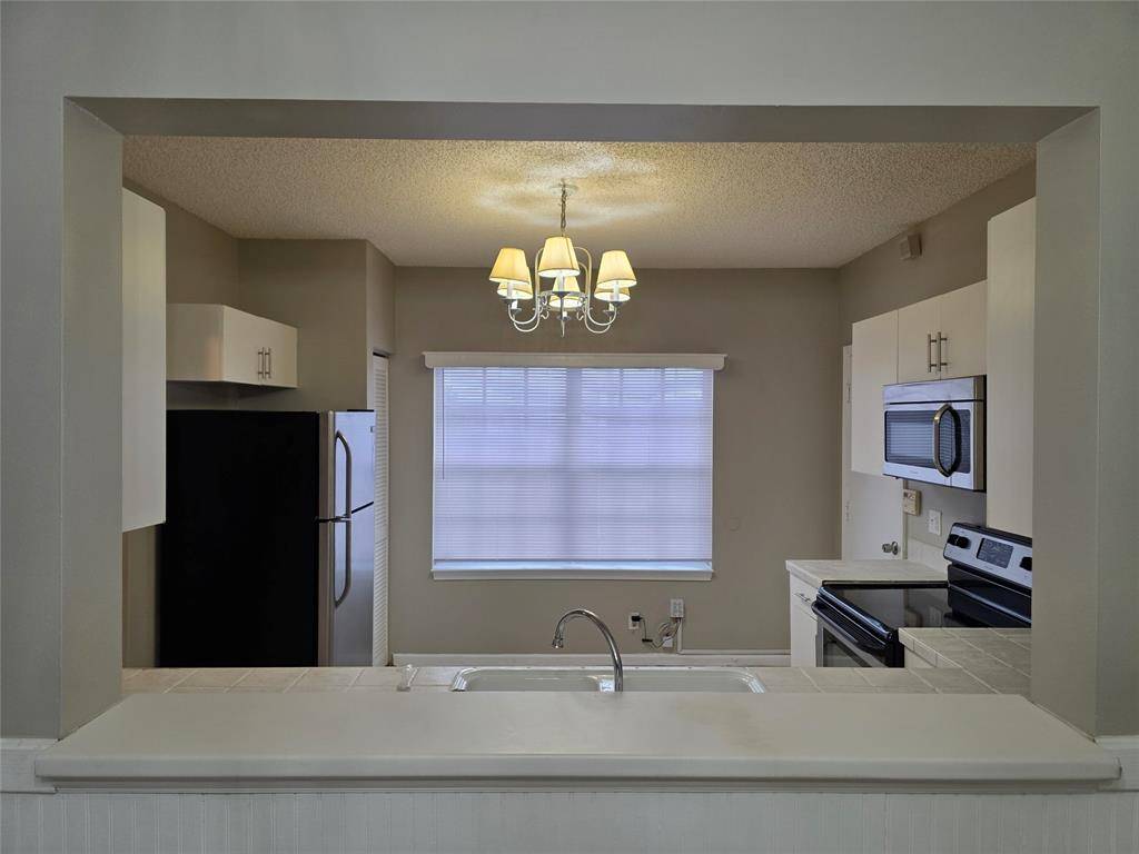 Tamarac, FL 33321,9471 Bradshaw Ln