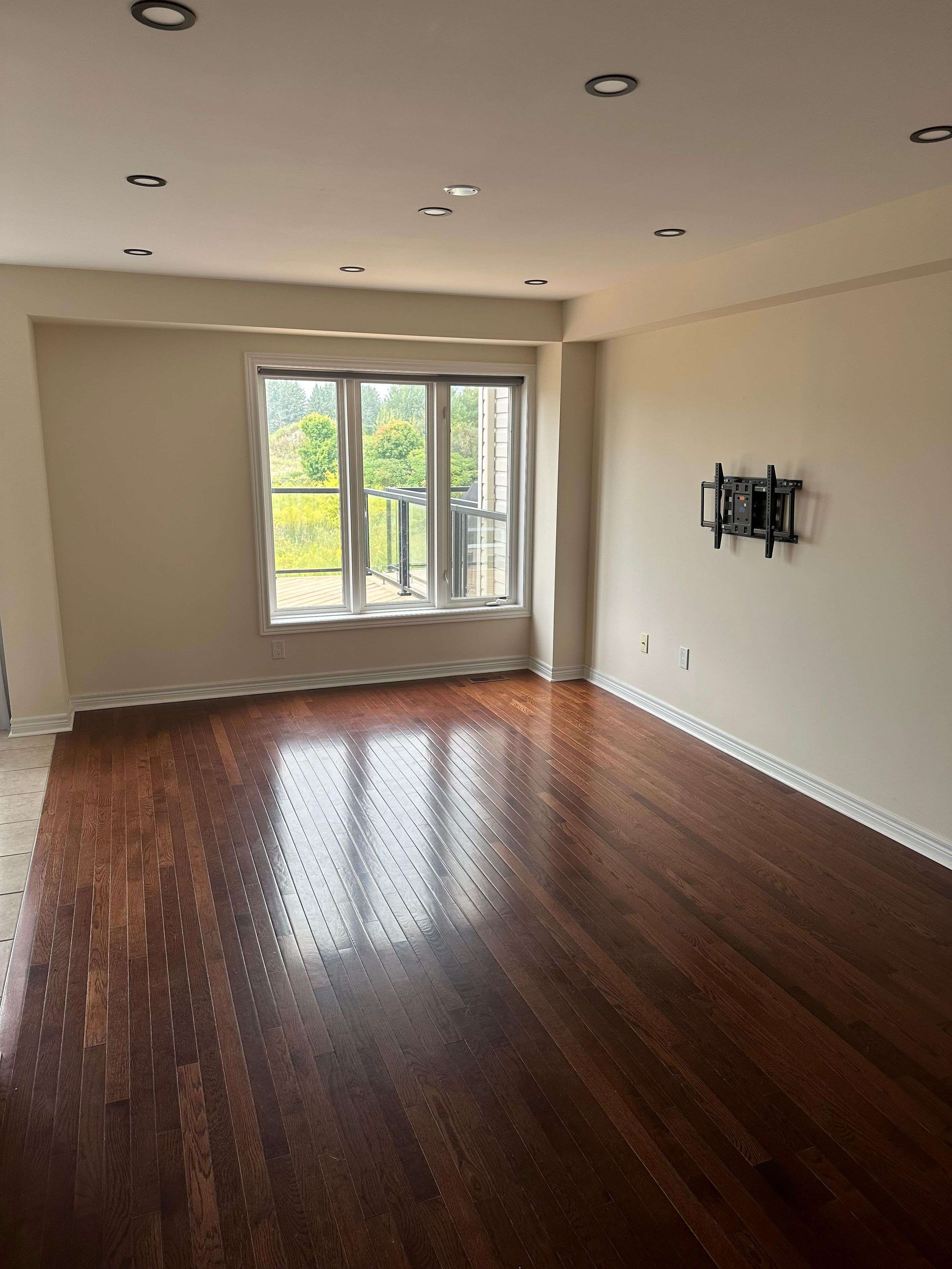 Innisfil, ON L9S 5A4,1192 Mary-Lou ST