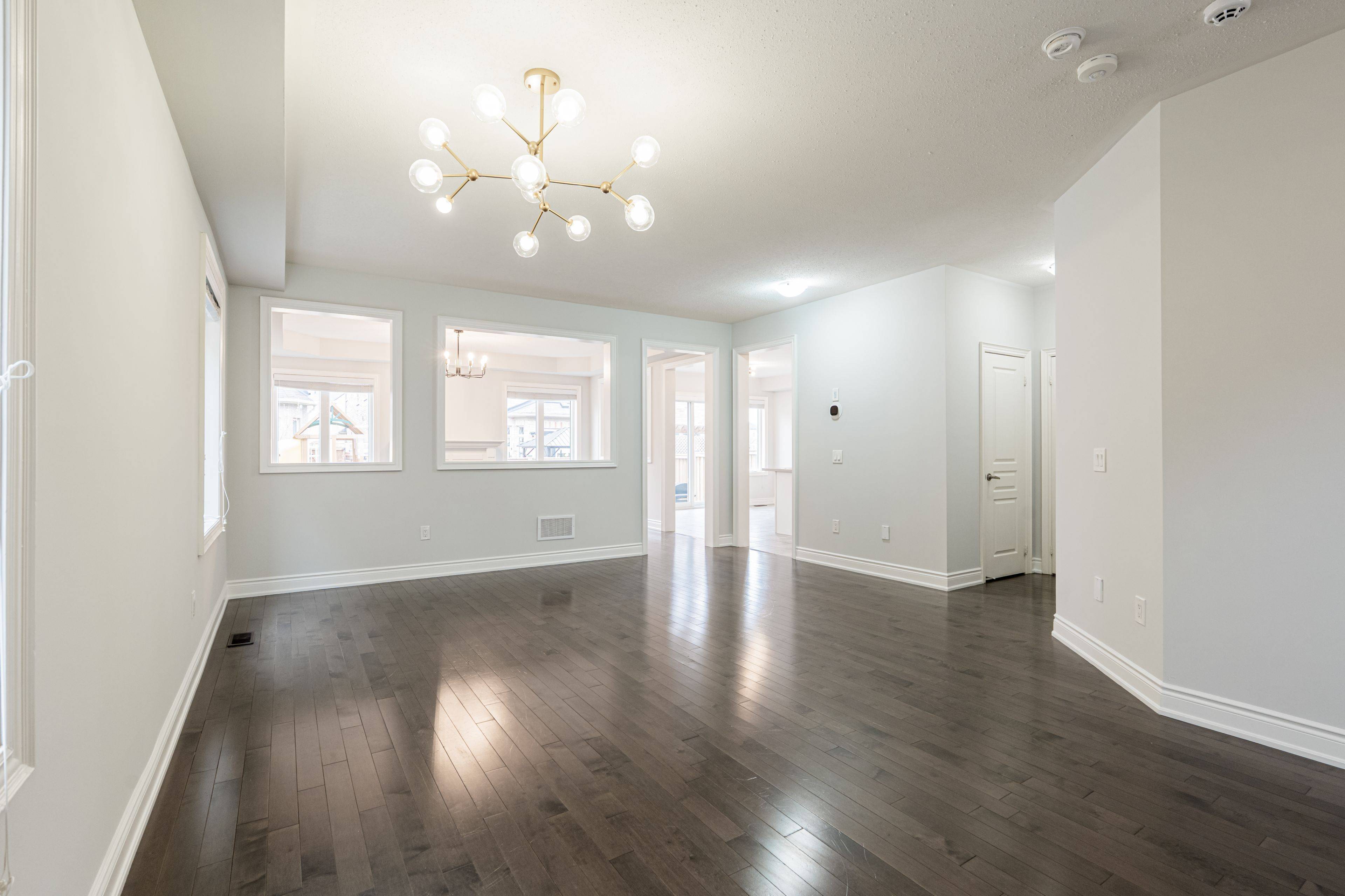 Milton, ON L9E 1H4,1562 Leger WAY