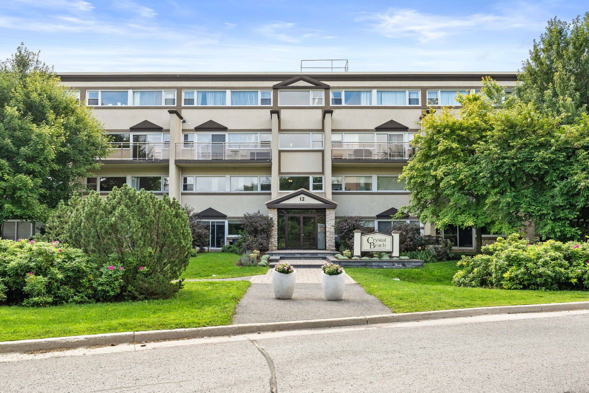 12 Corkstown RD #109, Crystal Bay - Rocky Point - Bayshore, ON K2H 5B3