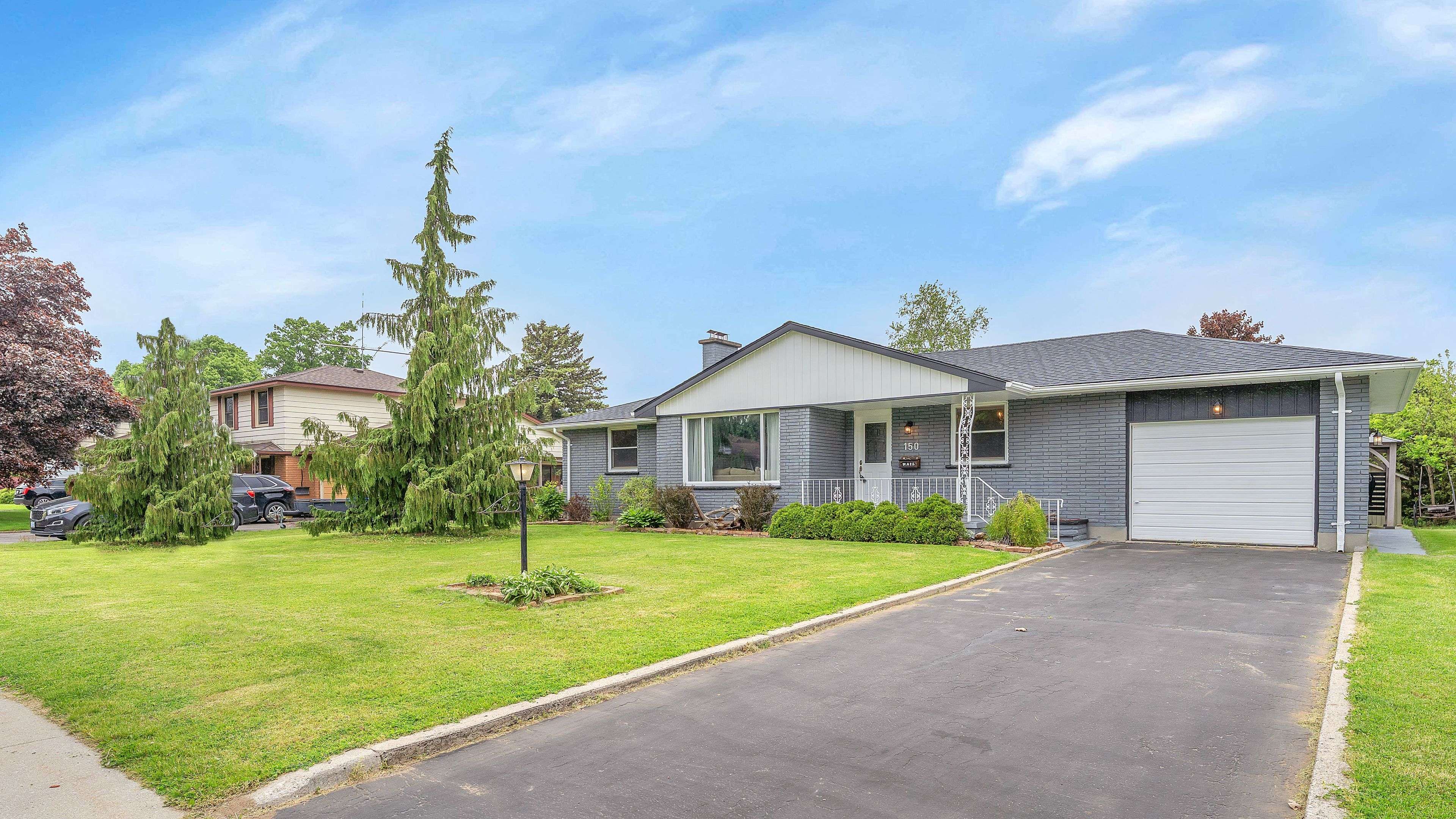 Aylmer, ON N5H 2N8,150 Rutherford AVE
