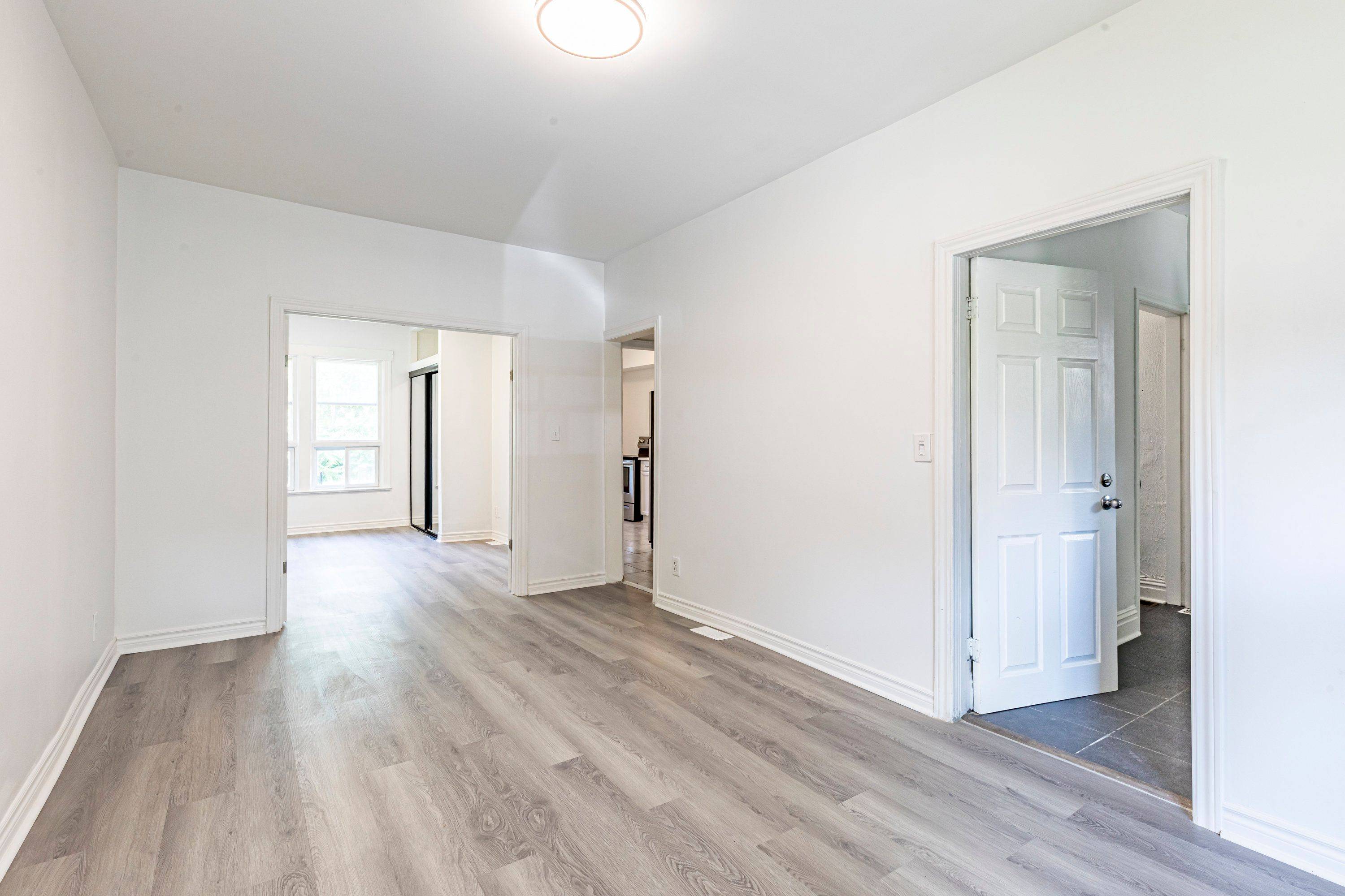 Hamilton, ON L8M 2E9,22 Myrtle AVE